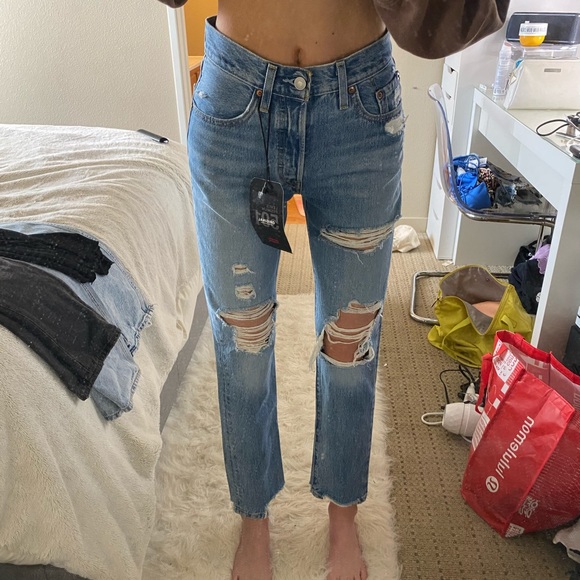 NWT Levi’s 501 Straight leg jeans 24x30 - Picture 2 of 8